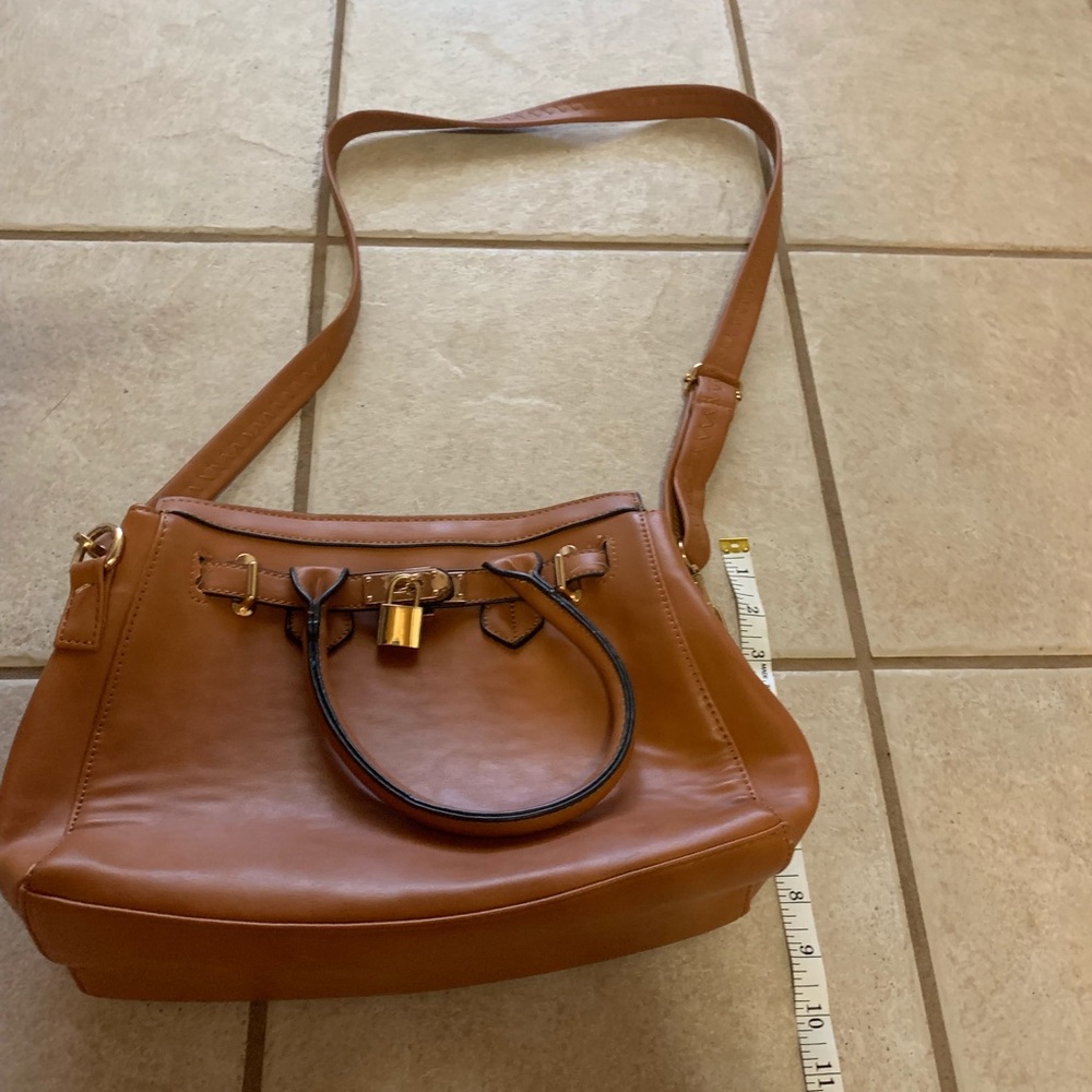Purse - Picture 2 of 4